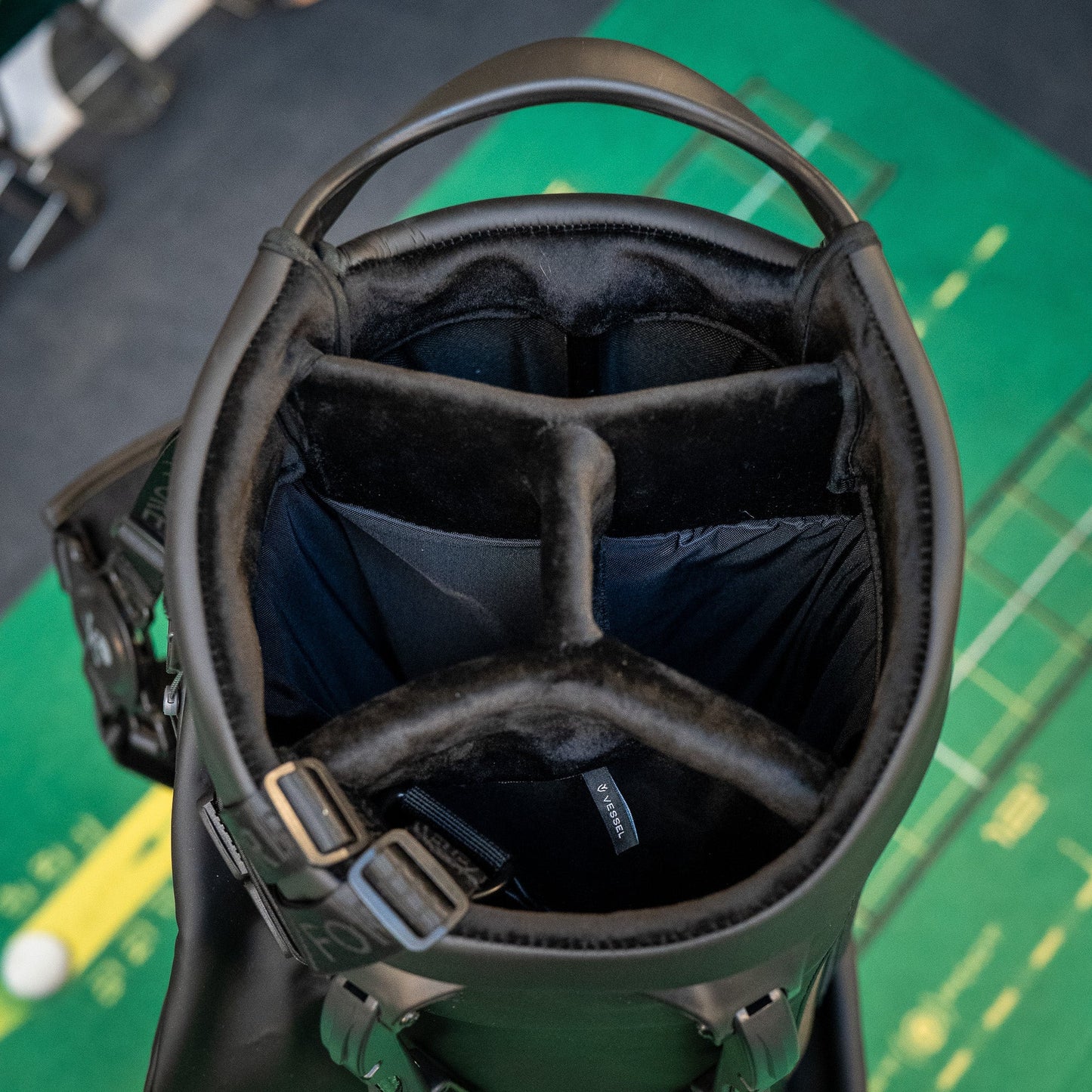 NEW G Fore Mens Transporter III Bag