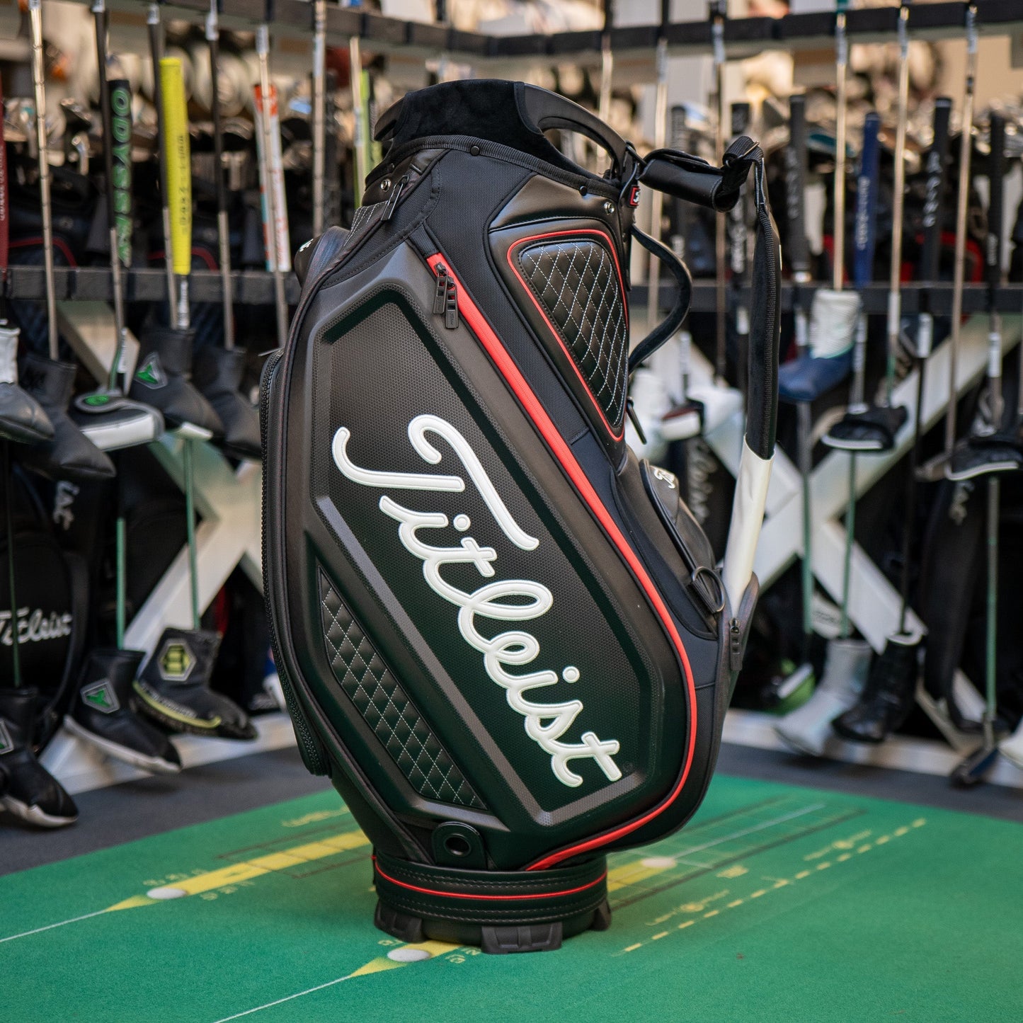 NEW Titleist 9.5 Staff Bag