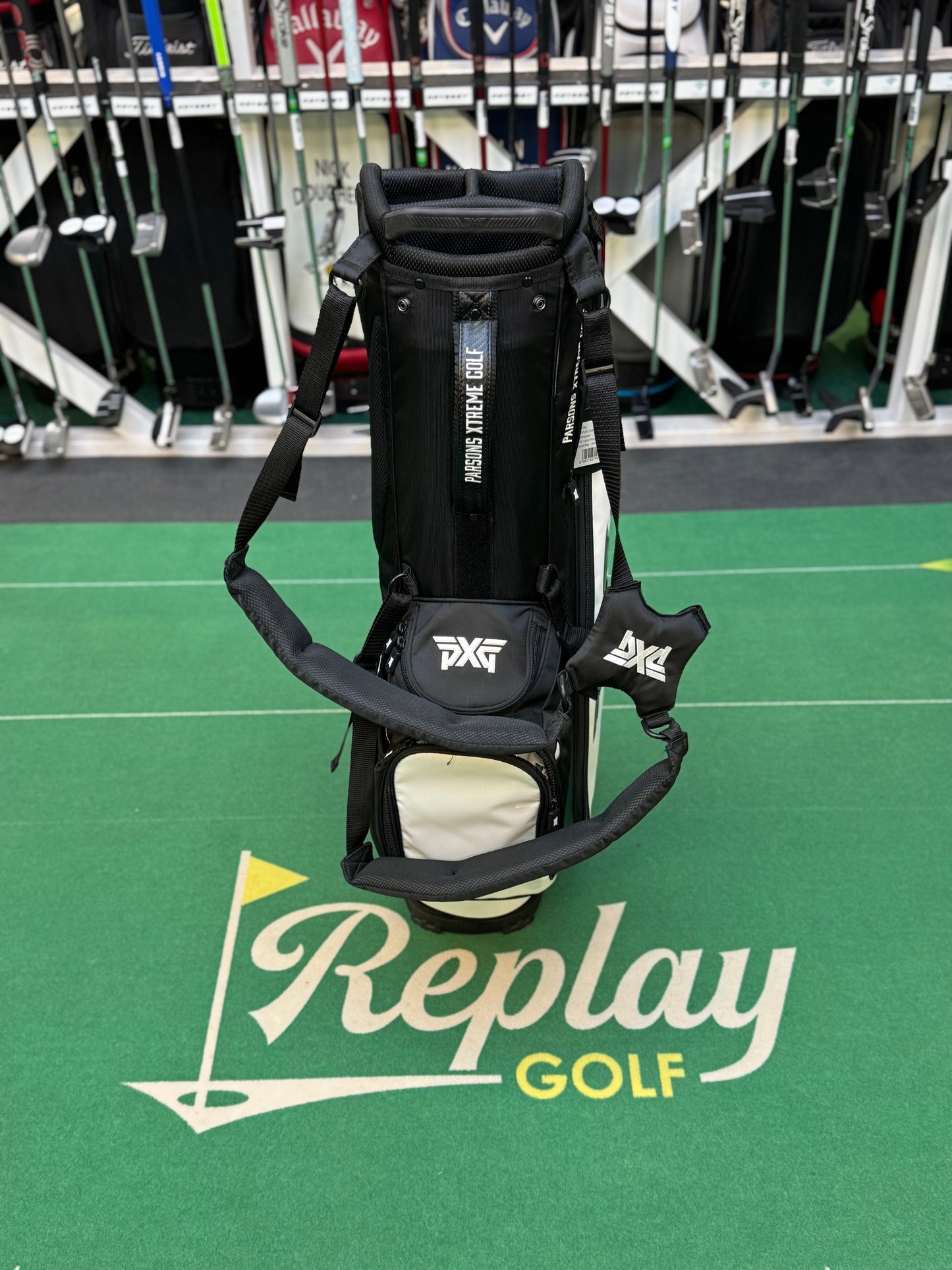 NEW PXG 2020 Carry Black/White Bag