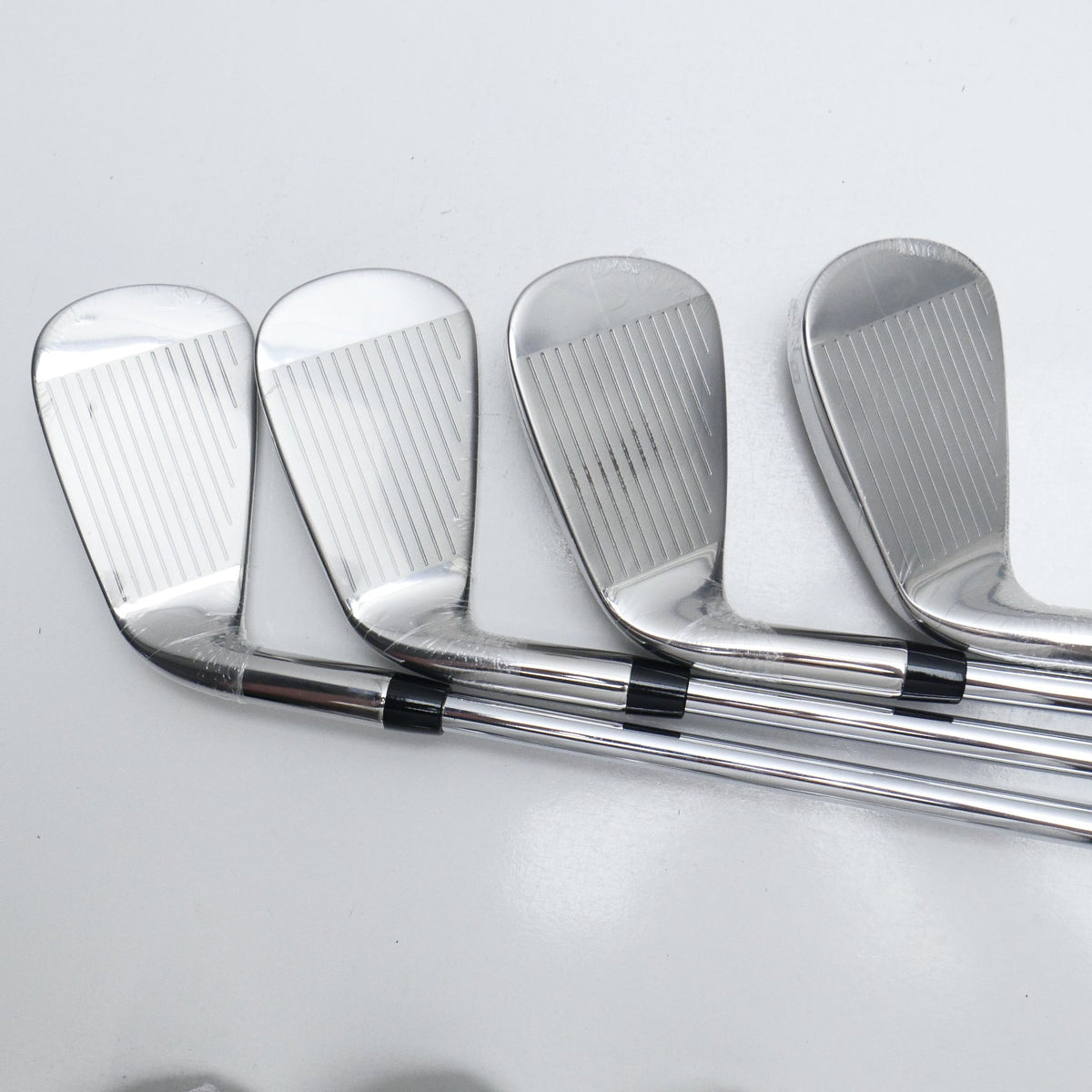 NEW Callaway Paradym Ai Smoke Iron Set / 5 - SW / Regular Flex