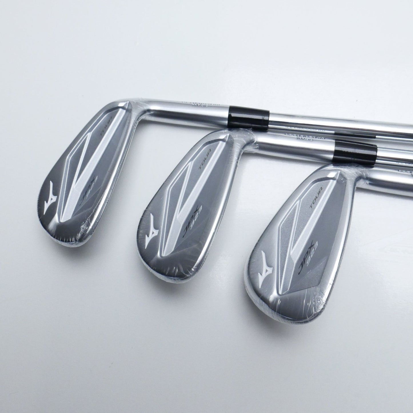 NEW Mizuno JPX 923 Tour Iron Set / 4 - PW / Stiff Flex