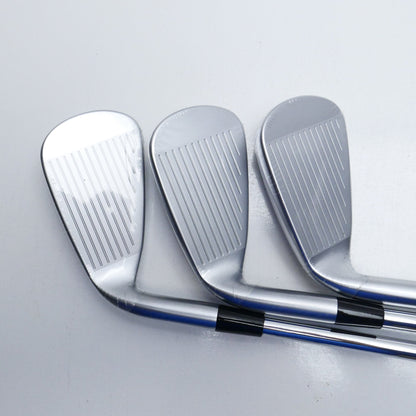 NEW Mizuno JPX 925 Hot Metal HL Iron Set / 5 - PW / Regular Flex