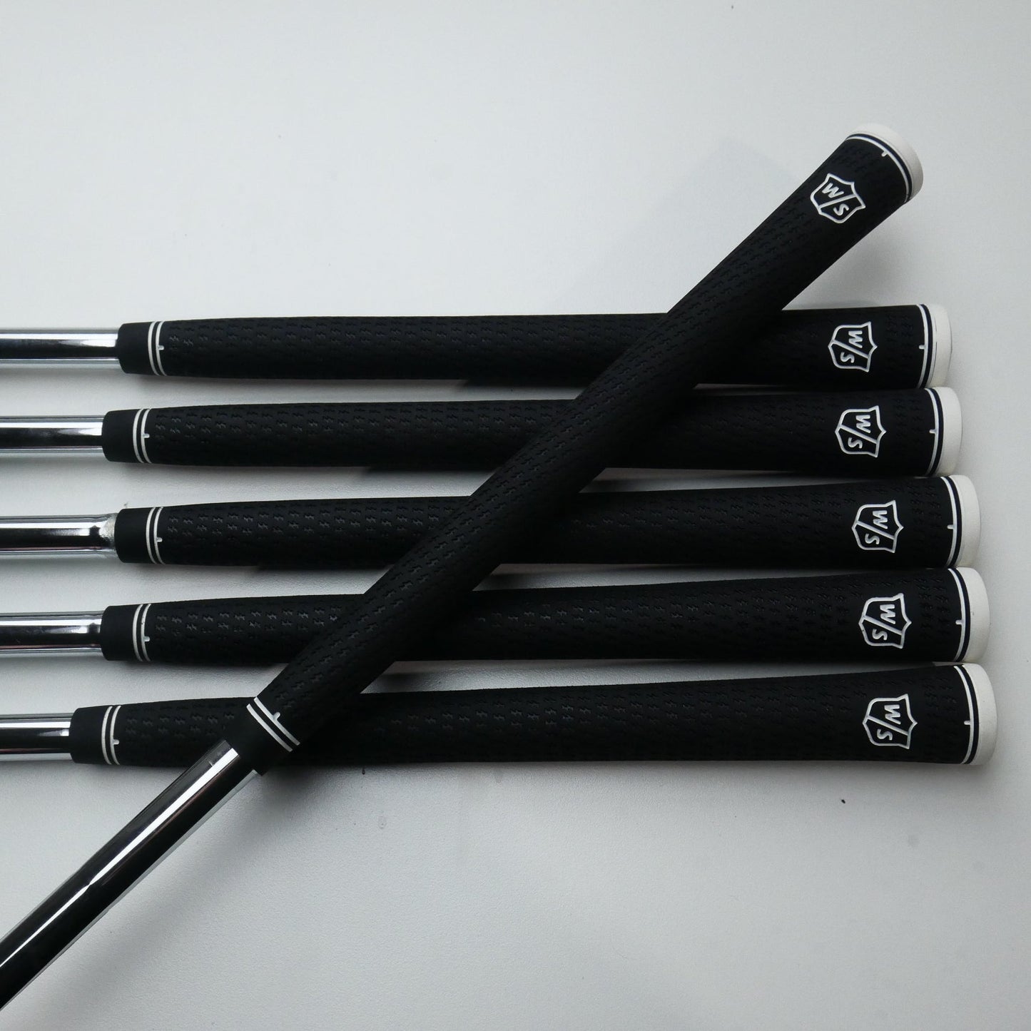 NEW Wilson Launch Pad Iron Set / 5 - PW / Regular Flex