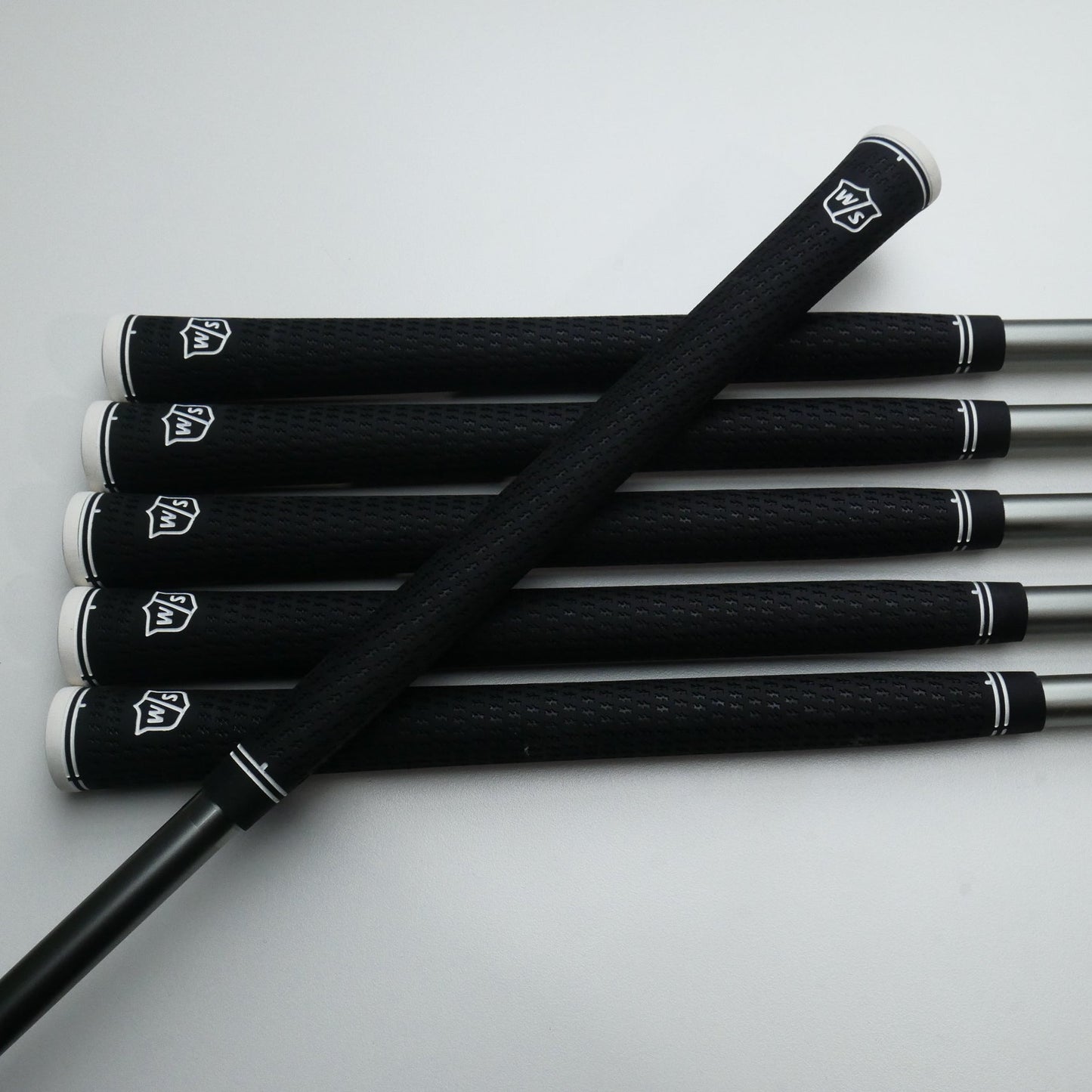 NEW Wilson Launch Pad Iron Set / 5 - PW / Regular Flex