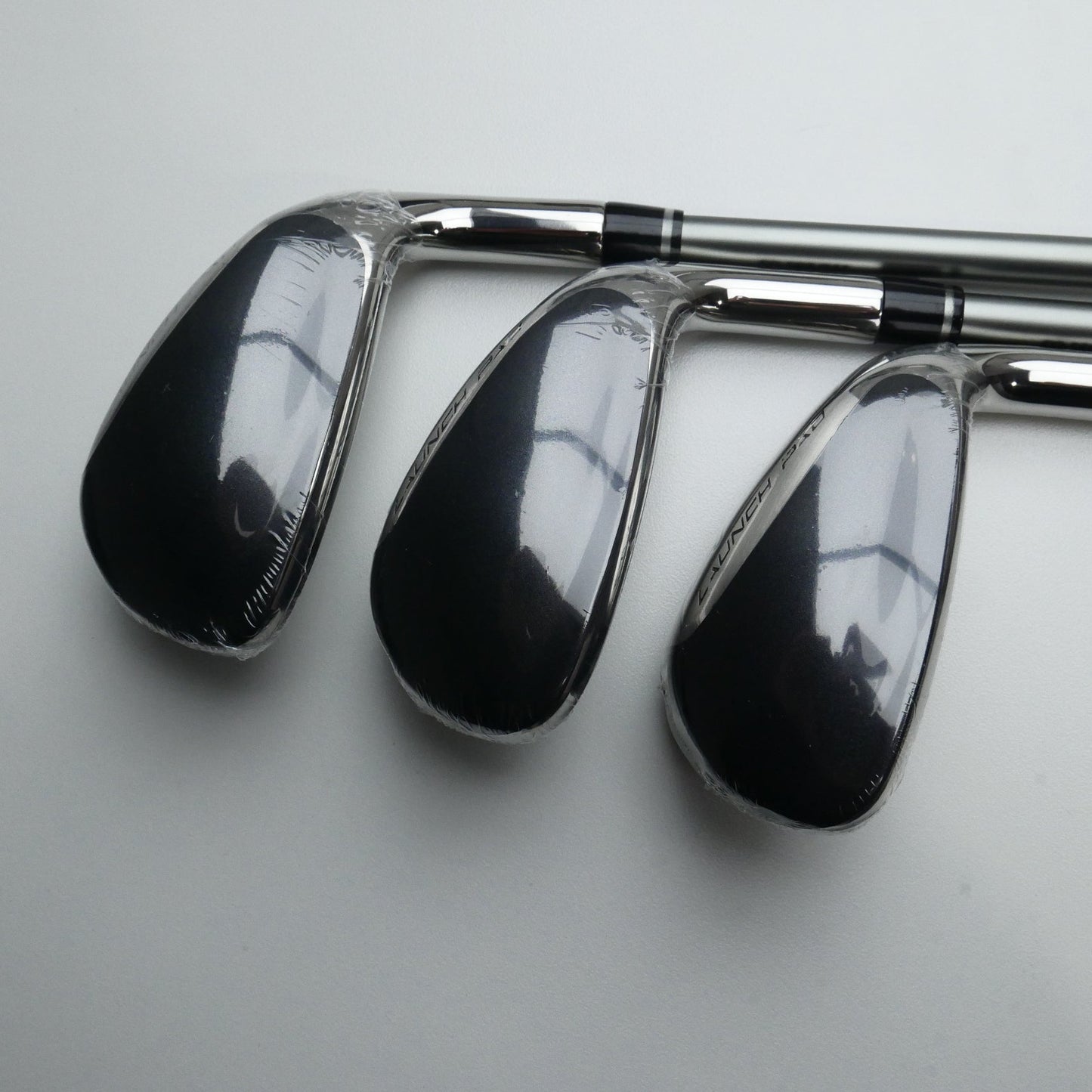 NEW Wilson Launch Pad Iron Set / 5 - PW / Regular Flex