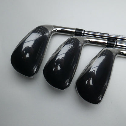 NEW Wilson Launch Pad Iron Set / 5 - PW / Regular Flex