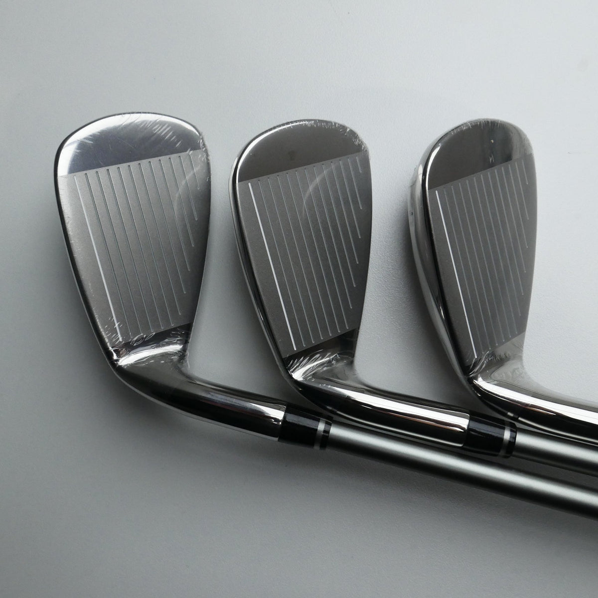 NEW Wilson Launch Pad Iron Set / 5 - PW / Regular Flex