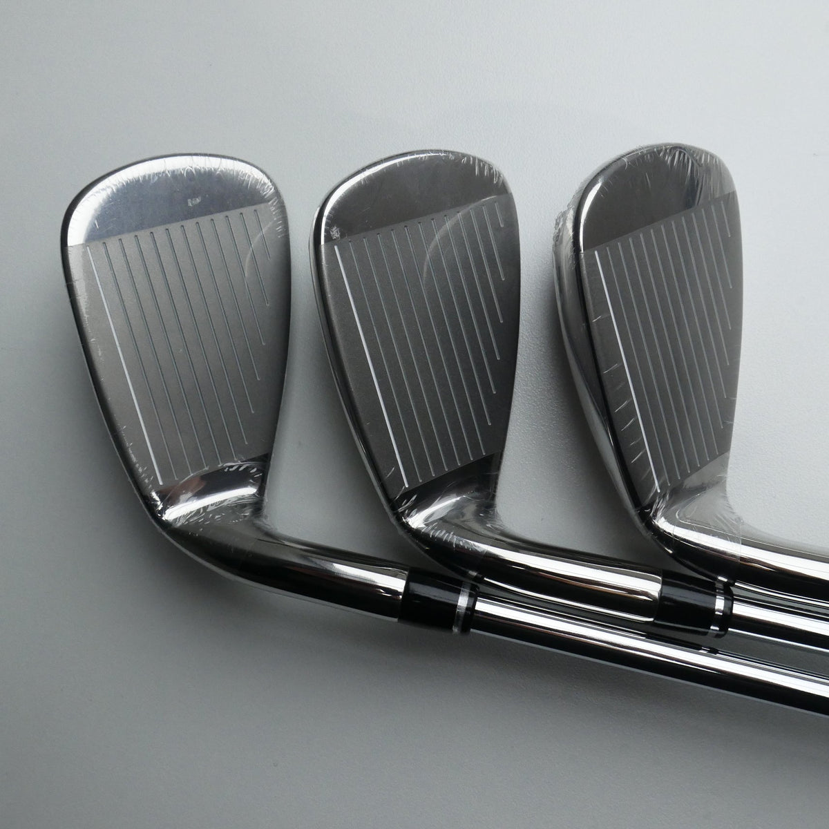 NEW Wilson Launch Pad Iron Set / 5 - PW / Regular Flex