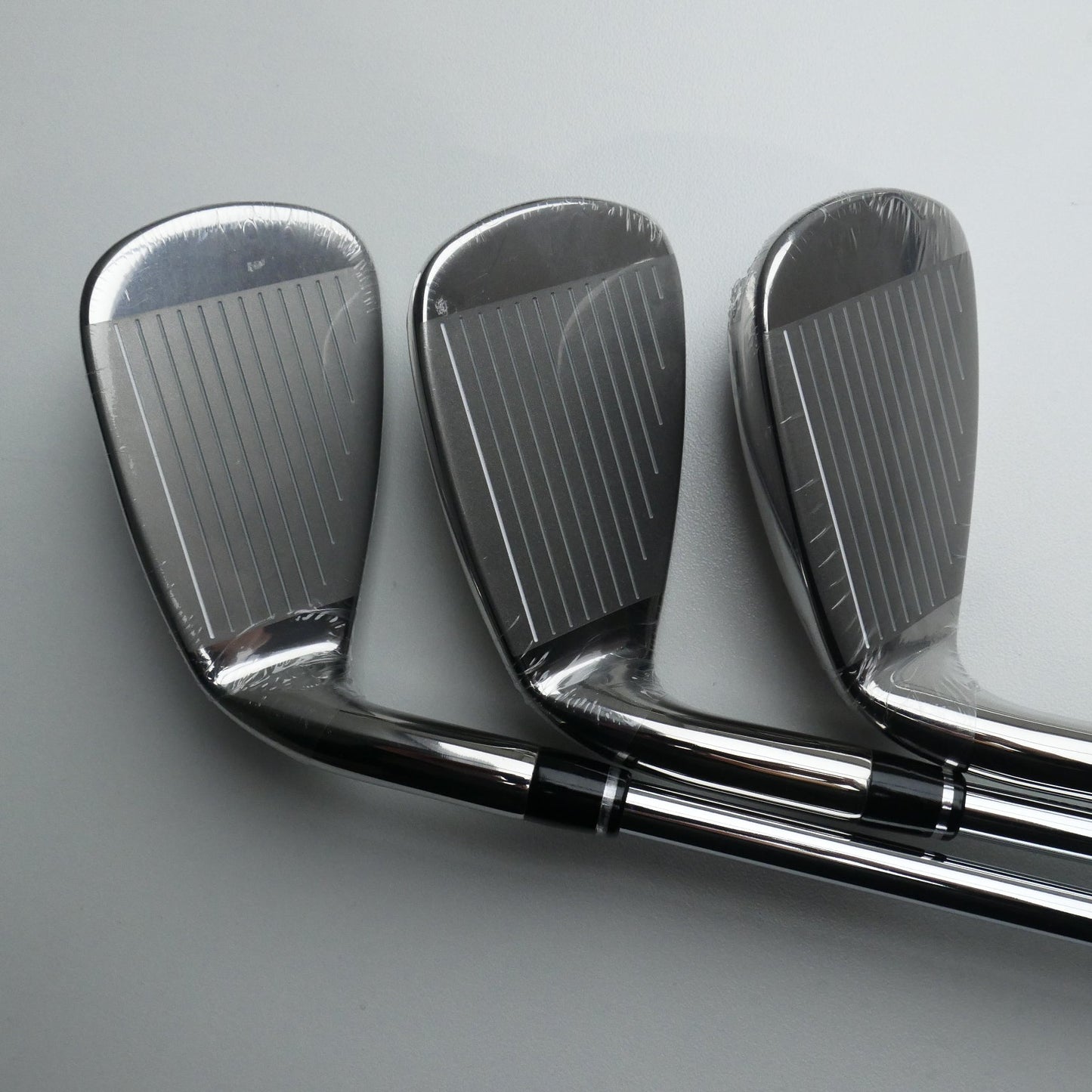 NEW Wilson Launch Pad Iron Set / 5 - PW / Regular Flex