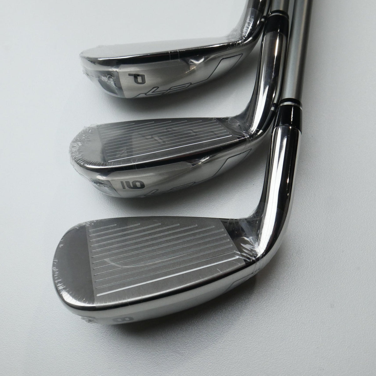 NEW Wilson Launch Pad Iron Set / 5 - PW / Regular Flex