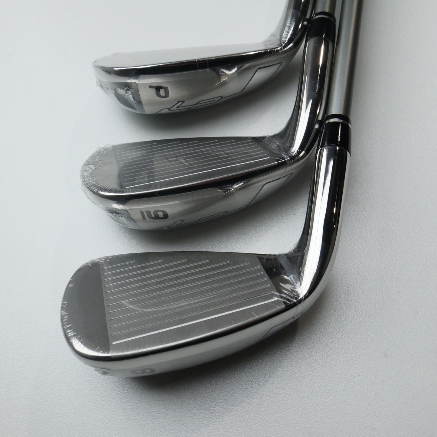 NEW Wilson Launch Pad Iron Set / 5 - PW / Regular Flex