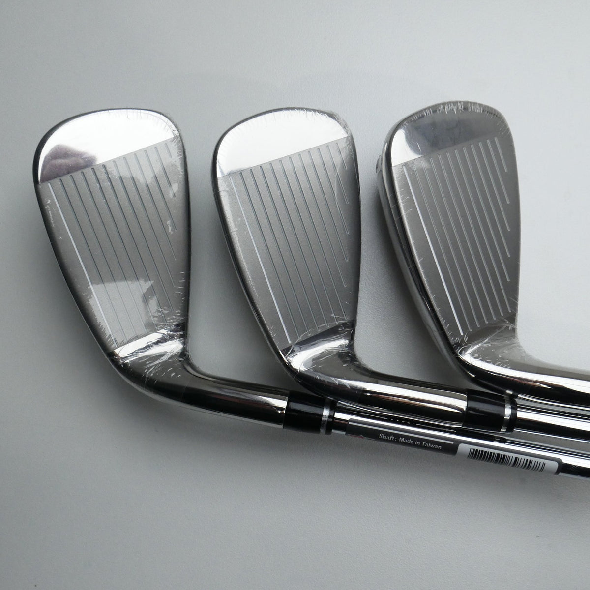 NEW Wilson Launch Pad Iron Set / 5 - PW / Regular Flex