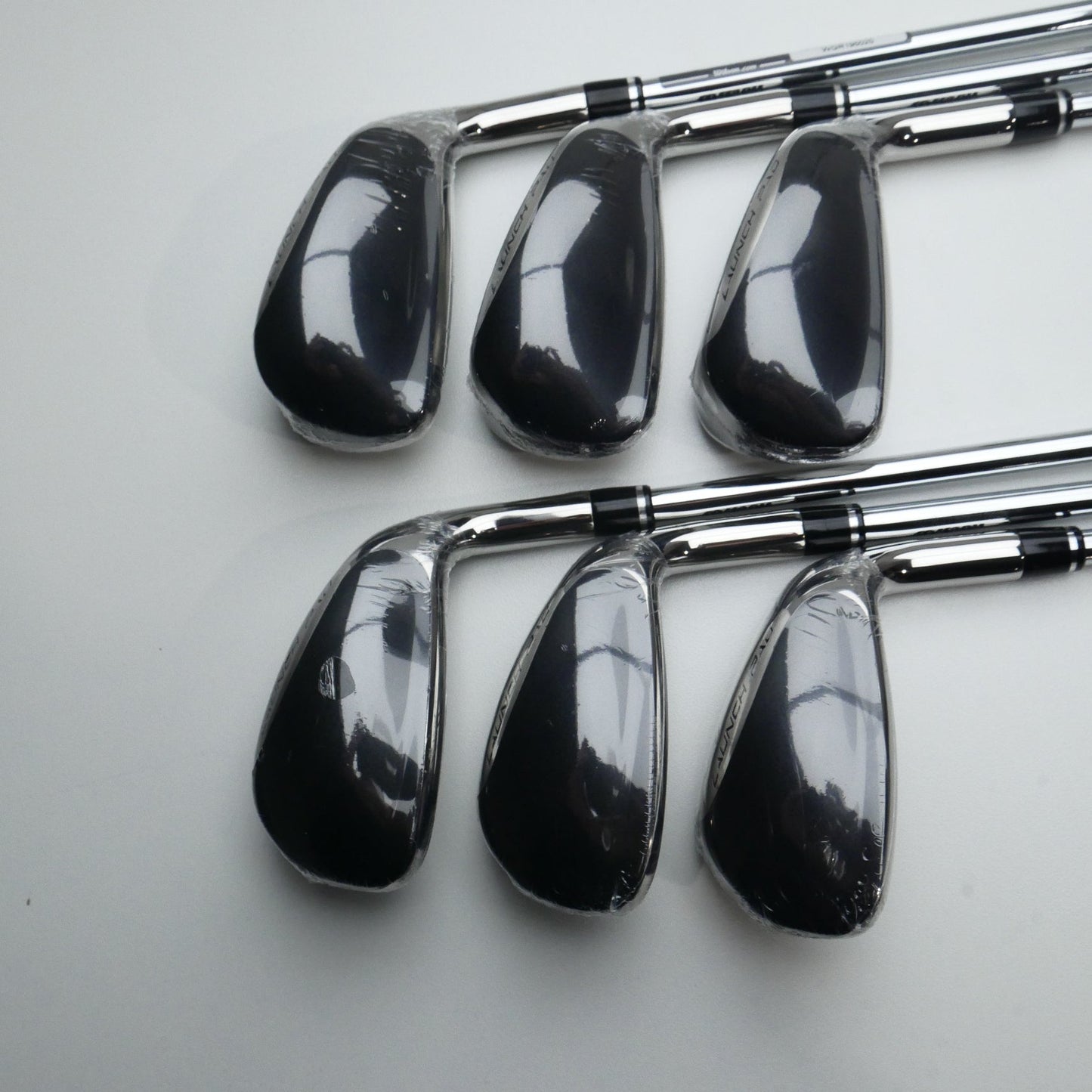 NEW Wilson Launch Pad Iron Set / 5 - PW / Regular Flex