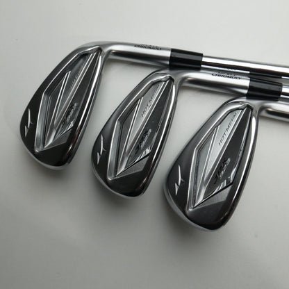 Used Mizuno JPX 923 Hot Metal Iron Set / 5 - PW / Stiff Flex