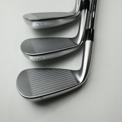 Used Mizuno JPX 923 Hot Metal Iron Set / 5 - PW / Stiff Flex