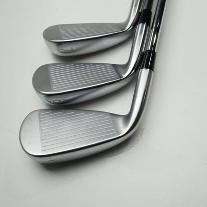 Used Mizuno JPX 923 Hot Metal Iron Set / 5 - PW / Stiff Flex