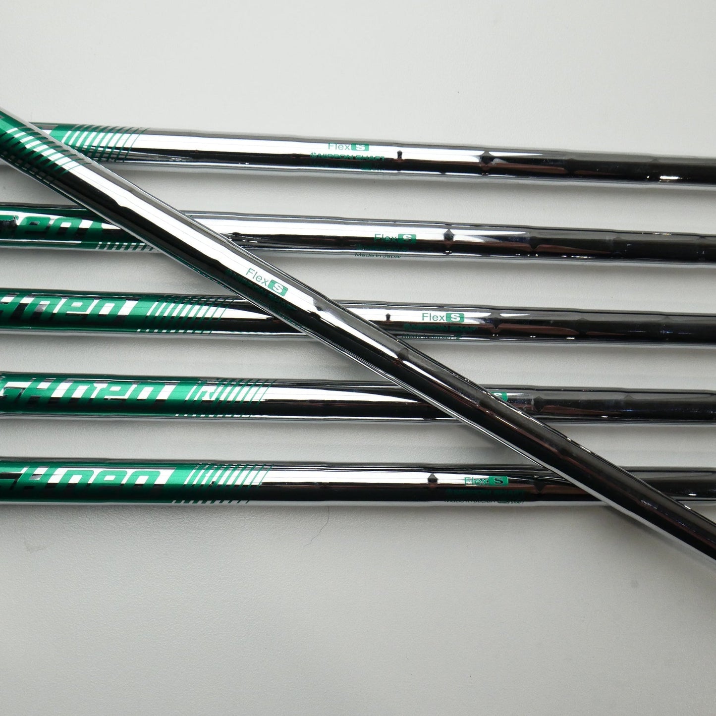 Used Mizuno JPX 923 Hot Metal Iron Set / 5 - PW / Stiff Flex