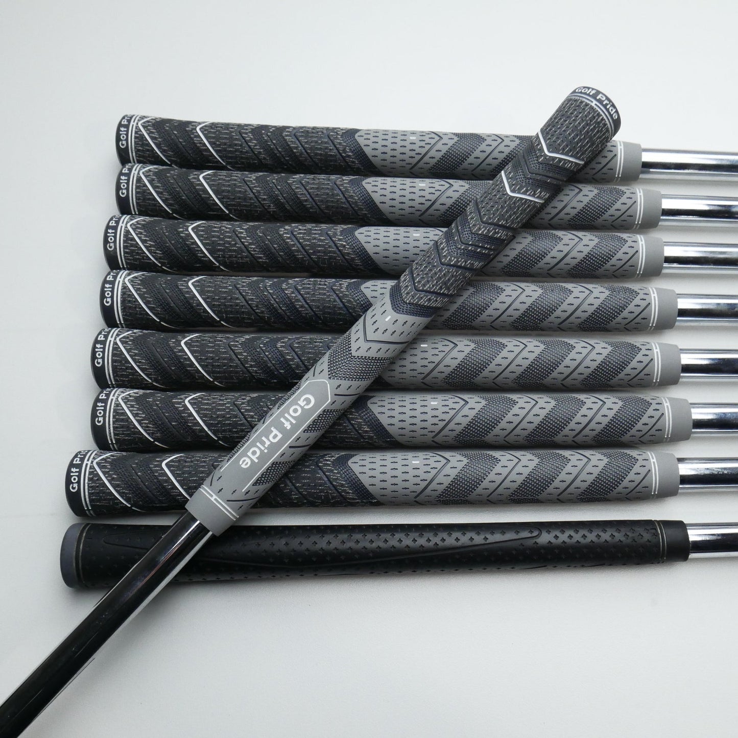 Used Callaway Rogue ST MAX Iron Set / 5 - SW + GW + AW / Stiff Flex