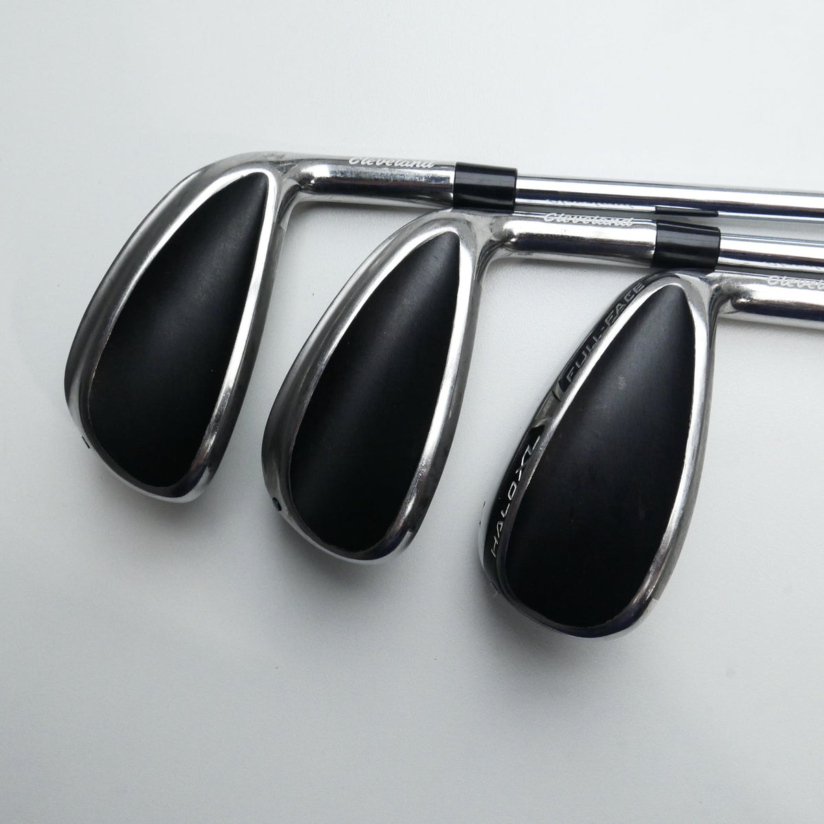 Used Cleveland Halo XL Full Face 2024 Iron Set / 5 - PW / Regular Flex