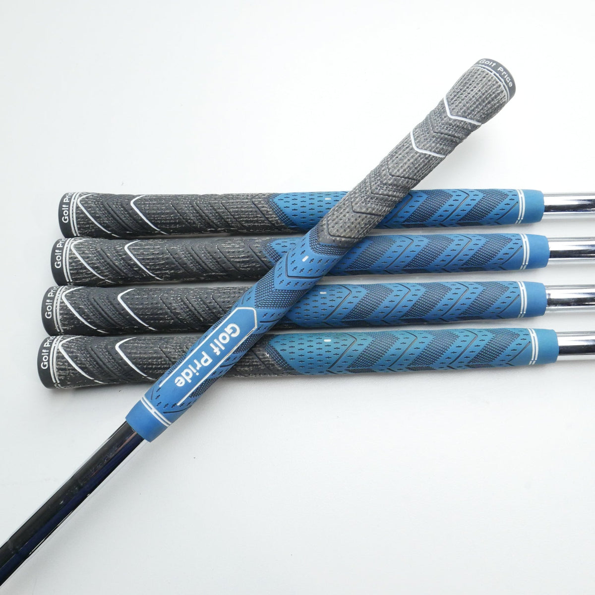 Used Cleveland Launcher XL Halo 2022 Iron Set / 6 - PW / Regular Flex