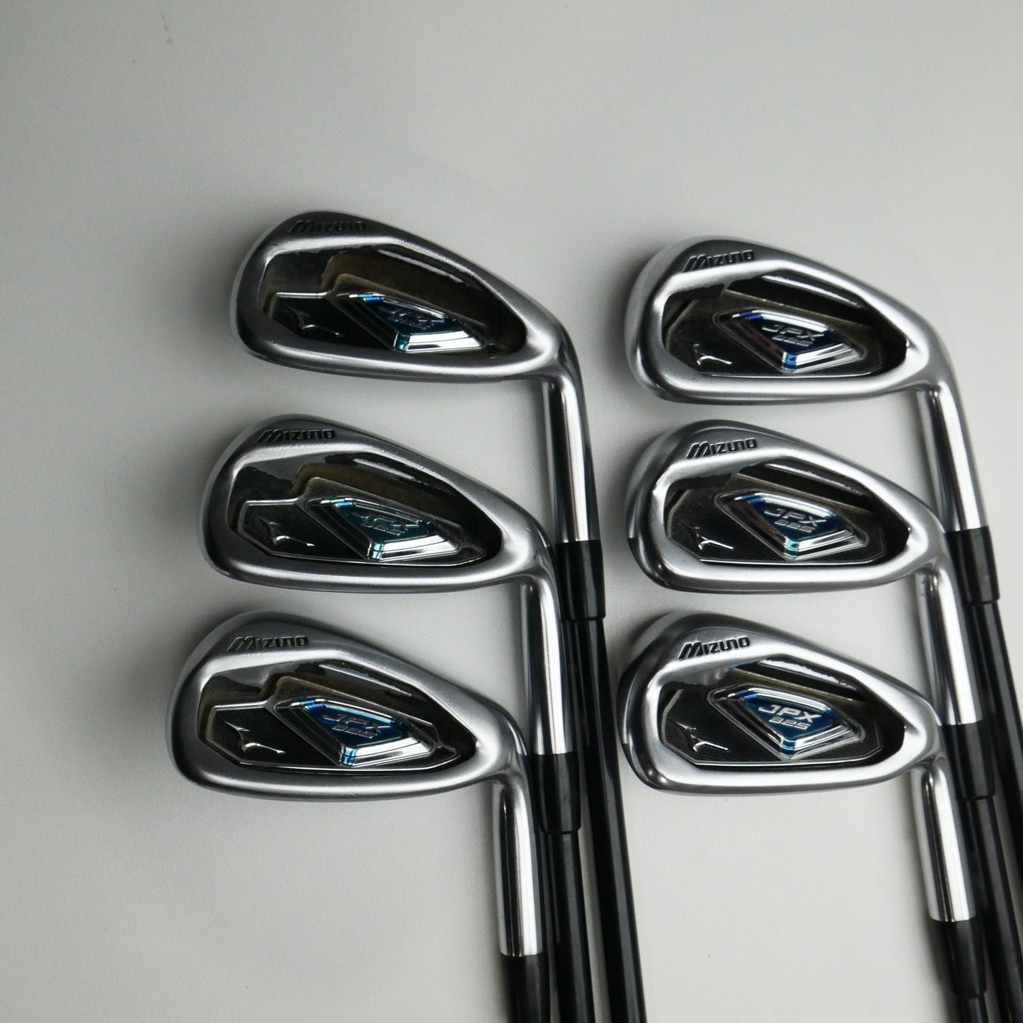 Used Mizuno JPX 825 Iron Set / 5 - PW / Regular Flex