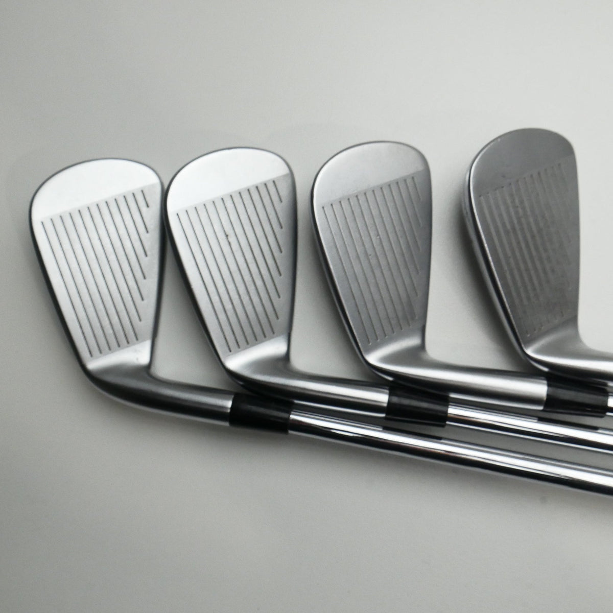 Used Mizuno JPX 919 Forged & JPX 919 Tour Combo Set / 4 - PW / X-Stiff Flex