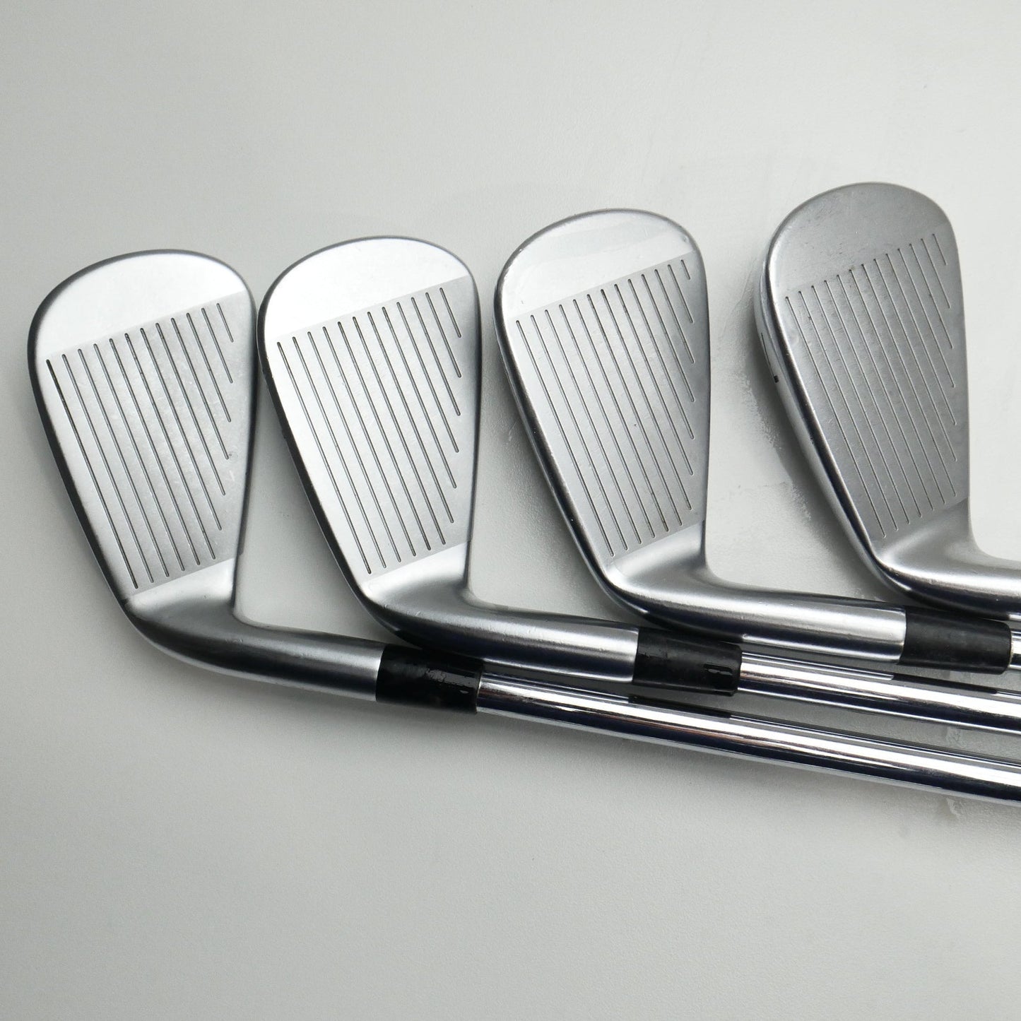 Used Mizuno JPX 921 Forged Iron Set / 4 - PW / Regular Flex