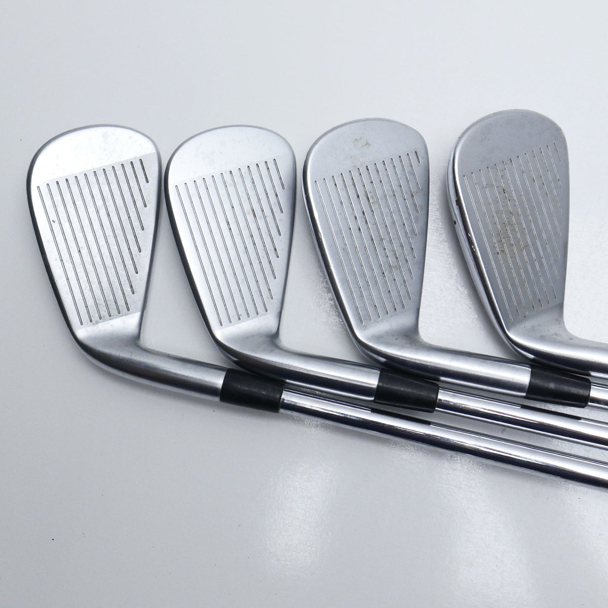 Used Mizuno JPX 921 Forged Iron Set / 4 - PW / Stiff Flex