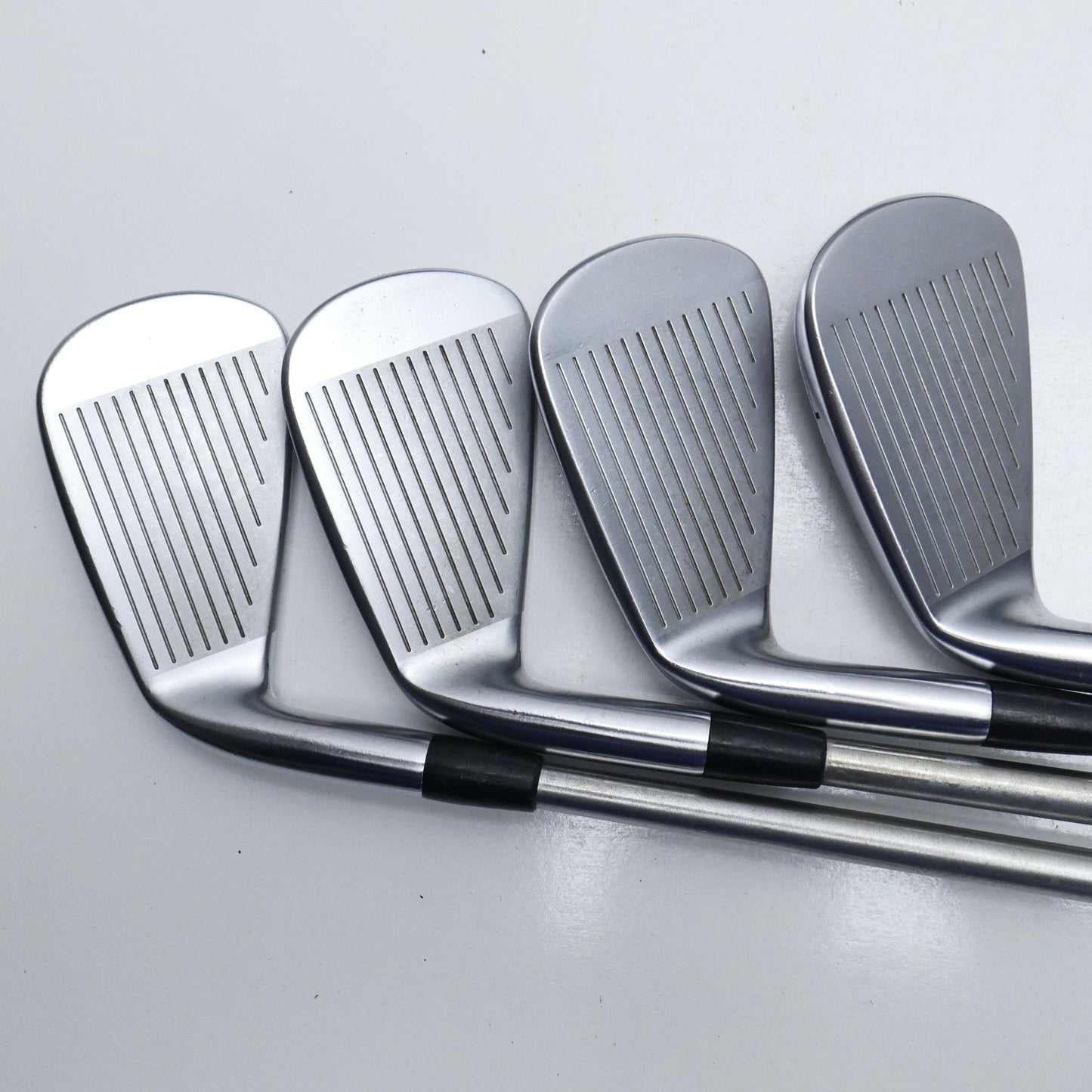 Used Mizuno JPX 921 Forged Iron Set / 4 - PW / X-Stiff Flex