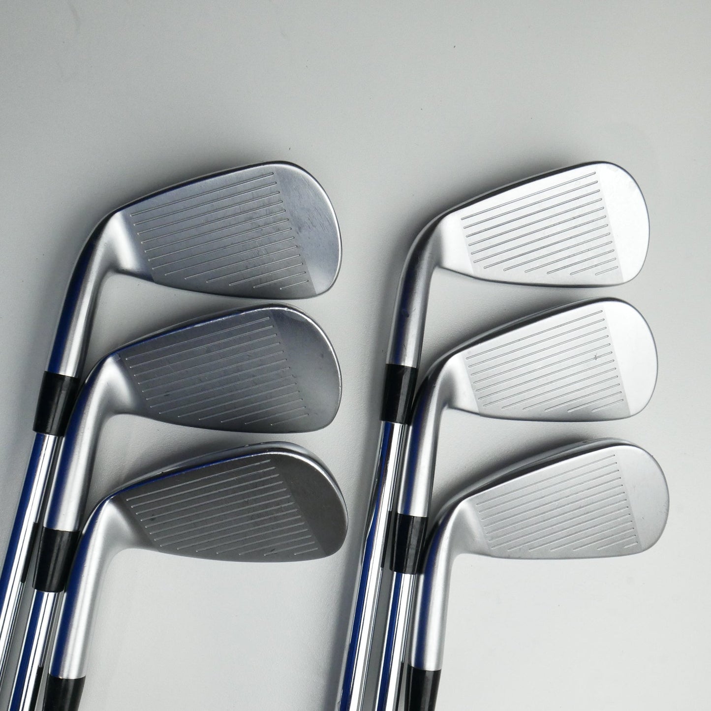 Used Mizuno JPX 923 Hot Metal Iron Set / 5 - PW / Stiff Flex