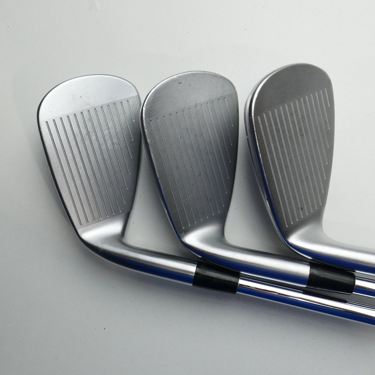 Used Mizuno JPX 923 Hot Metal Iron Set / 5 - PW / Stiff Flex