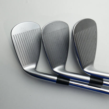 Used Mizuno JPX 923 Hot Metal Iron Set / 5 - PW / Stiff Flex