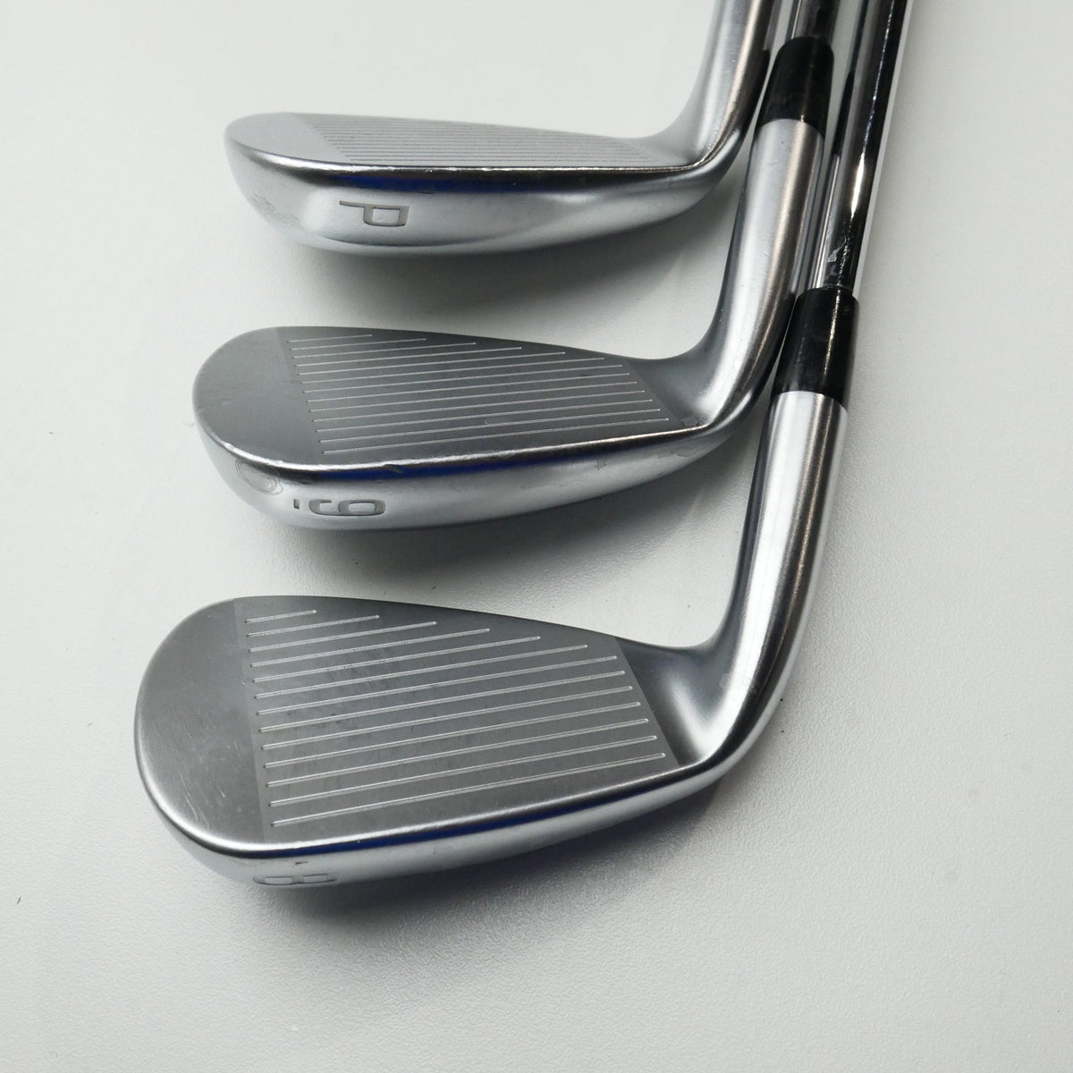 Used Mizuno JPX 923 Hot Metal Iron Set / 5 - PW / Stiff Flex