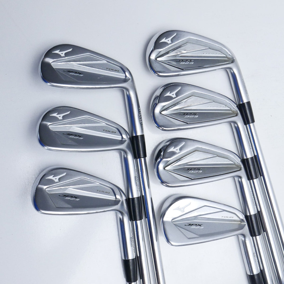 Used Mizuno JPX 923 Tour & JPX 923 Forged Iron Set / 4 - PW / Stiff Flex