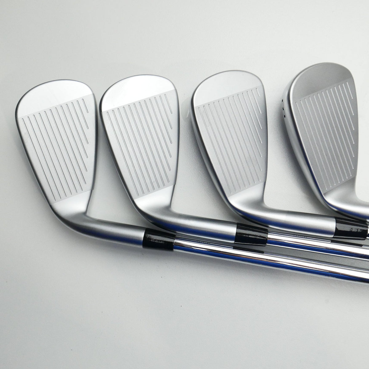 Used Mizuno JPX 925 Hot Metal Iron Set / 5 - PW + GW / Stiff Flex