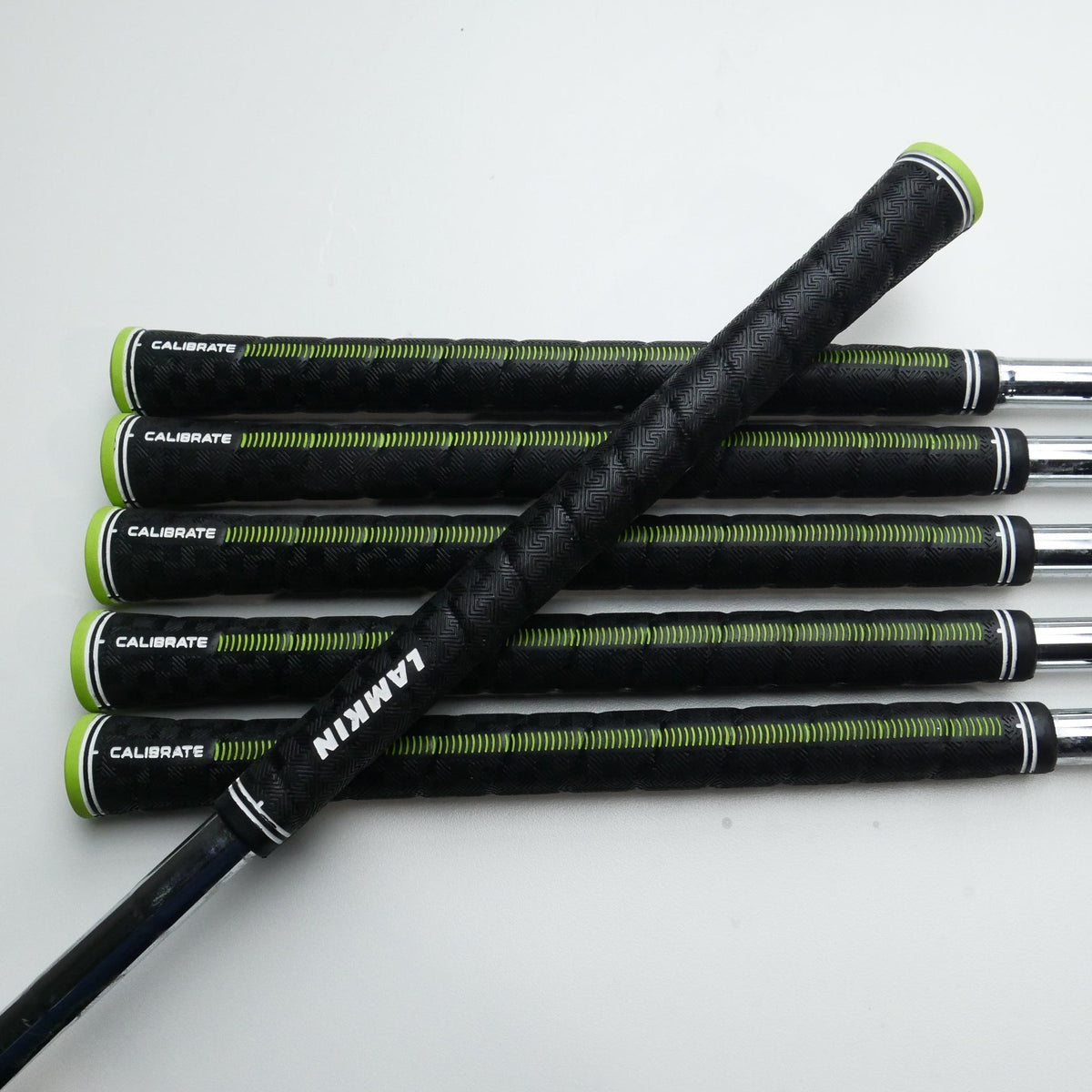 Used Mizuno JPX 925 Hot Metal Pro Iron Set / 5 - PW / Stiff Flex