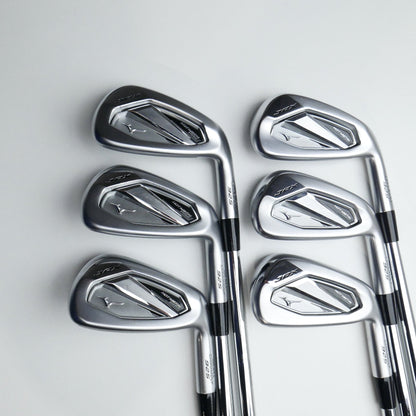 Used Mizuno JPX 925 Hot Metal Pro Iron Set / 5 - PW / Stiff Flex