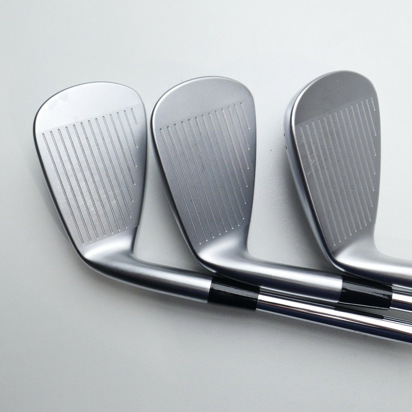 Used Mizuno JPX 925 Hot Metal Pro Iron Set / 5 - PW / Stiff Flex