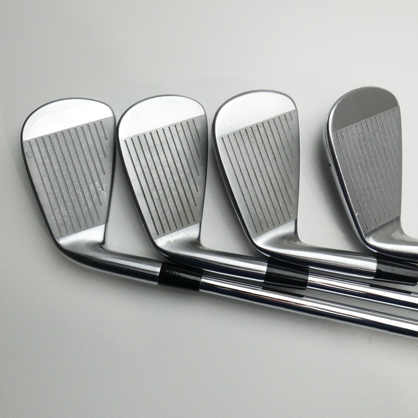 Used Mizuno Pro 223 & 221 Combo Iron Set / 4 - PW / X-Stiff Flex