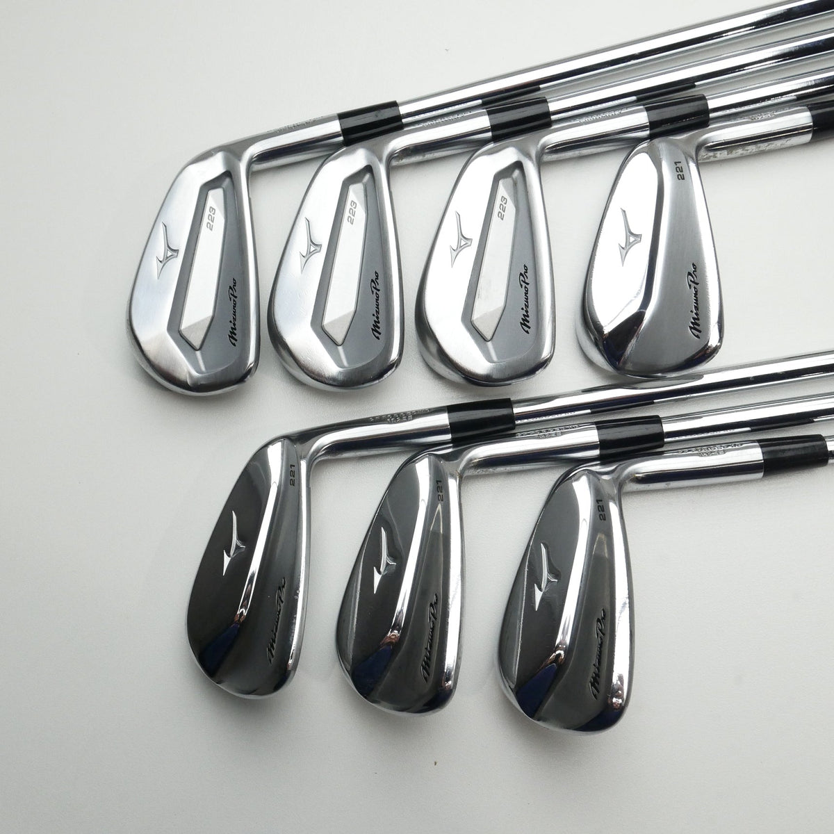 Used Mizuno Pro 223 & 221 Combo Iron Set / 4 - PW / X-Stiff Flex