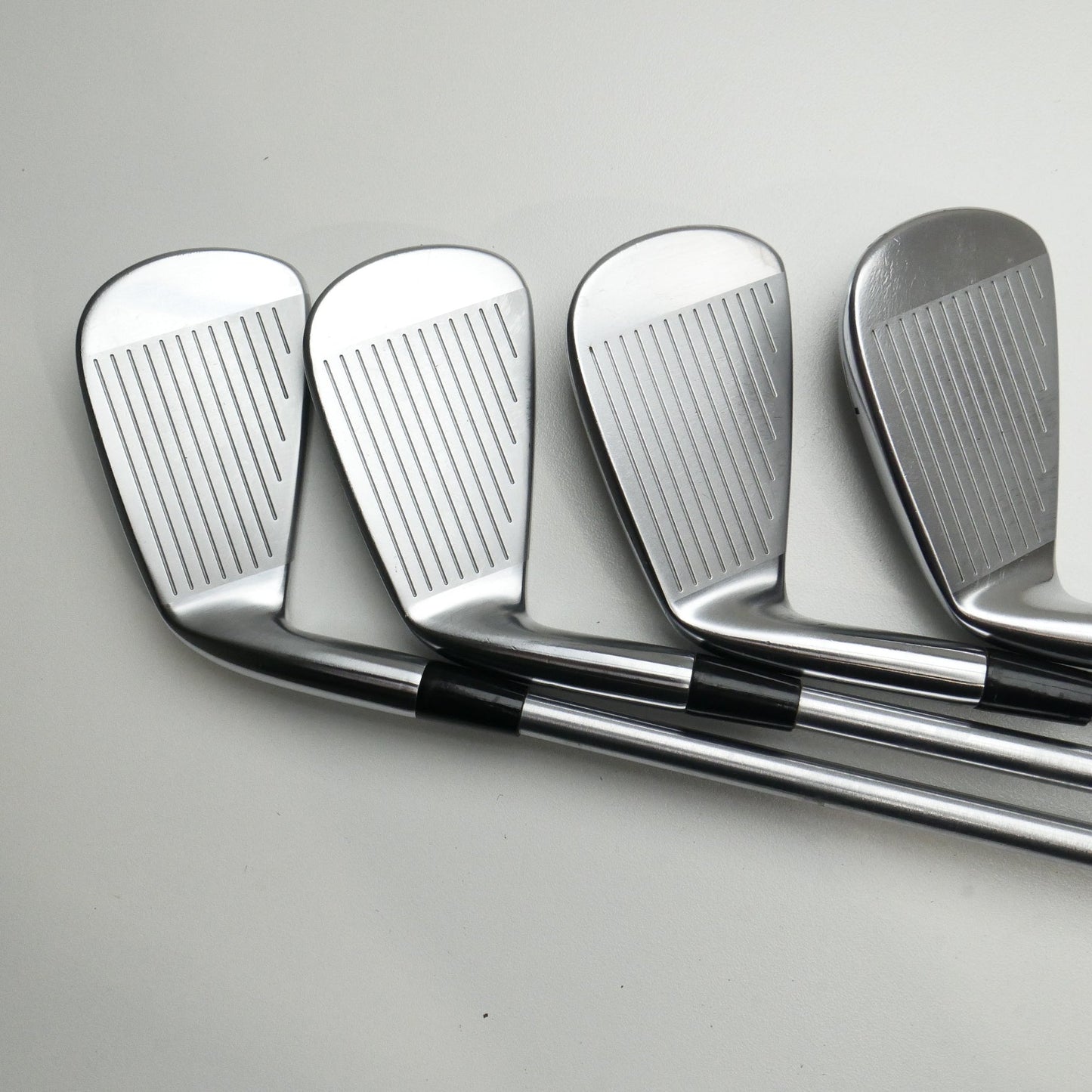 Used Mizuno Pro 223 Iron Set / 4 - PW / Stiff Flex