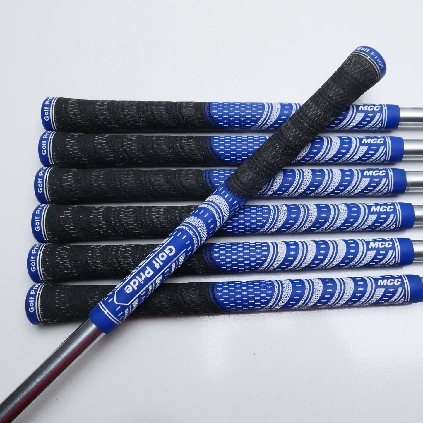 Used Mizuno Pro 225 Iron Set / 4 - PW / Regular Flex