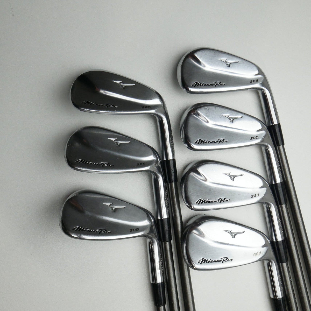 Used Mizuno Pro 225 Iron Set / 5 - PW + GW / Regular Flex