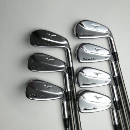 Used Mizuno Pro 225 Iron Set / 5 - PW + GW / Regular Flex