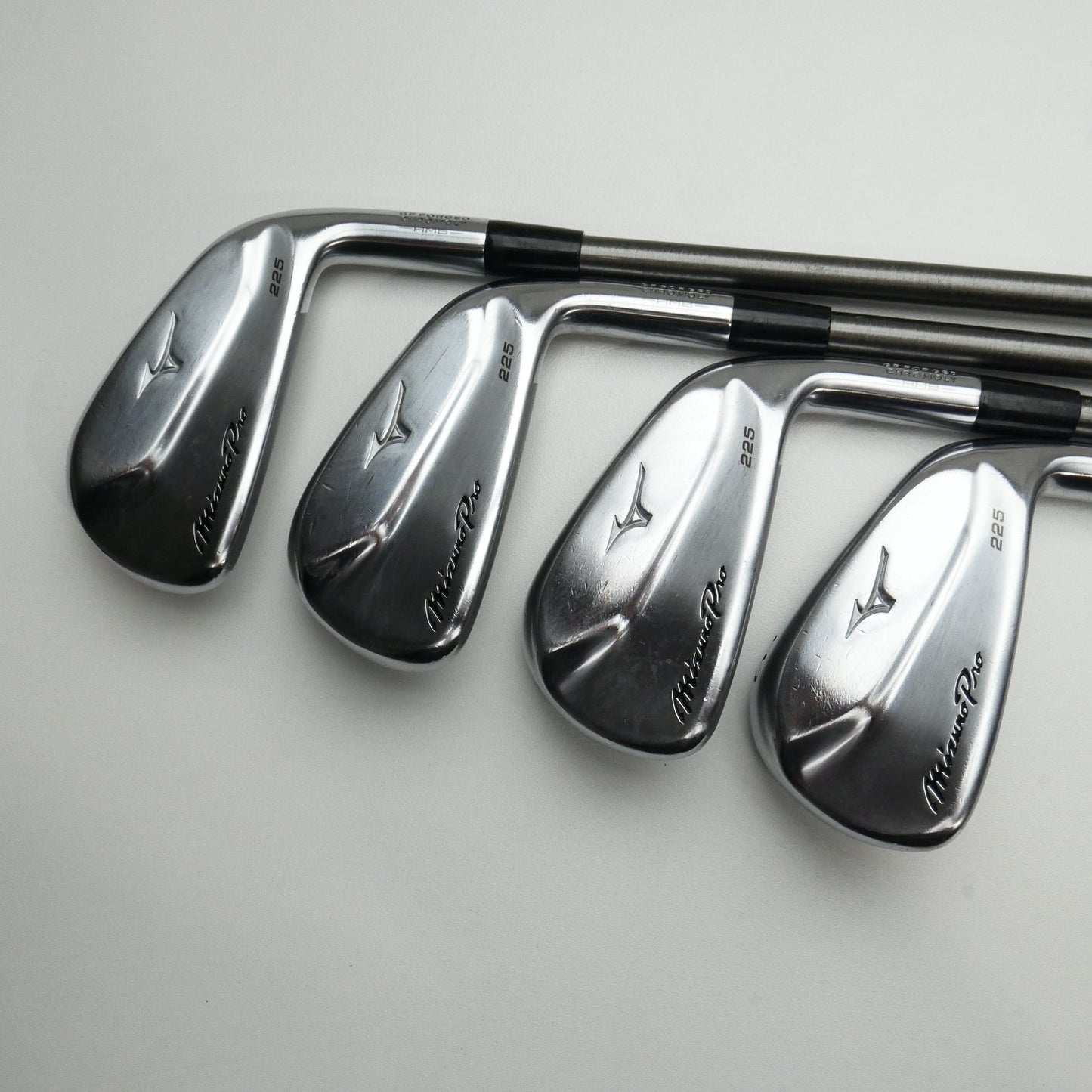 Used Mizuno Pro 225 Iron Set / 5 - PW + GW / Regular Flex