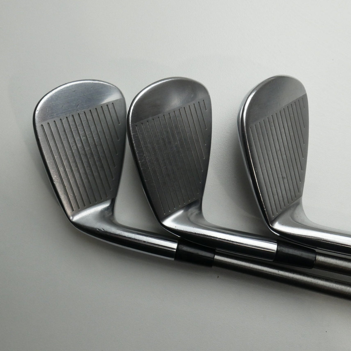 Used Mizuno Pro 225 Iron Set / 5 - PW + GW / Regular Flex