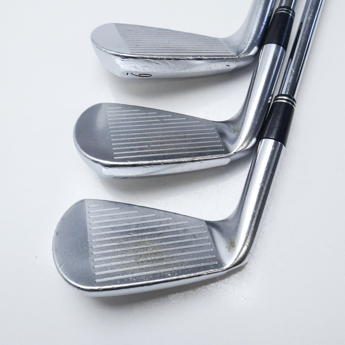 Used Srixon Z745 & Z945 Combo Iron Set / 4 - 9 IRON / Stiff Flex