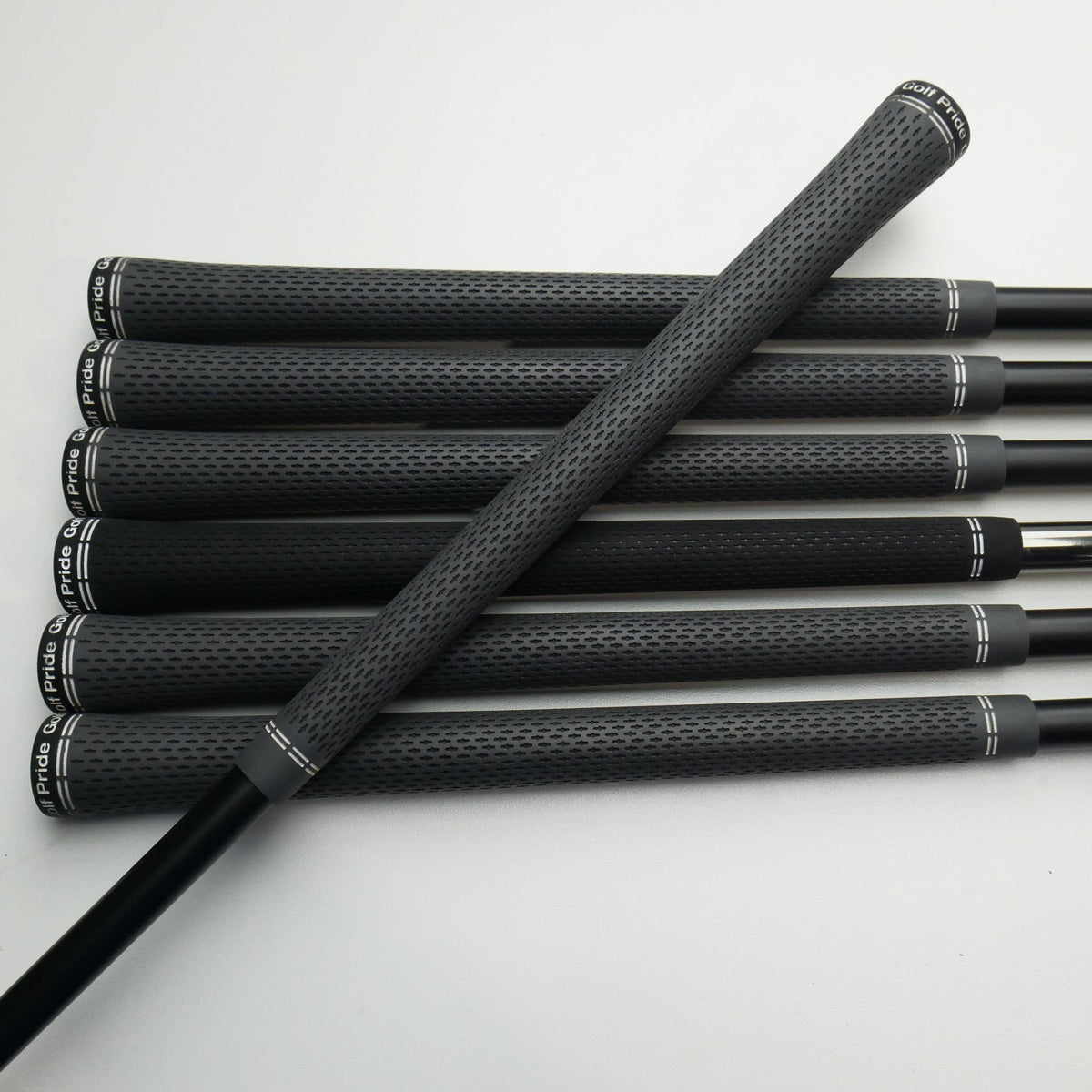 Used TaylorMade P790 2019 Iron Set / 5 - PW + AW / Stiff Flex