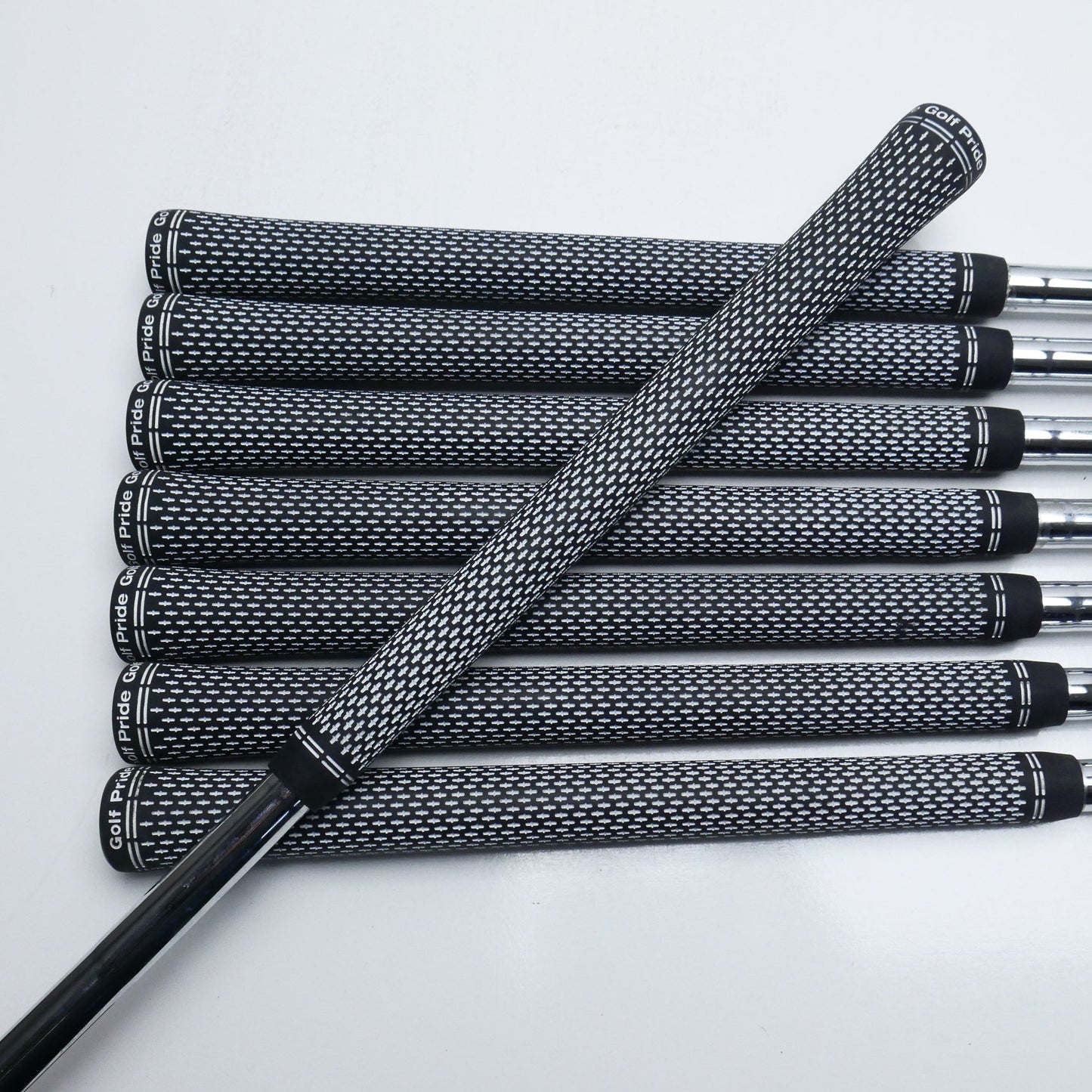 Used TaylorMade P7MC 2020 Iron Set / 3 - PW / Stiff Flex