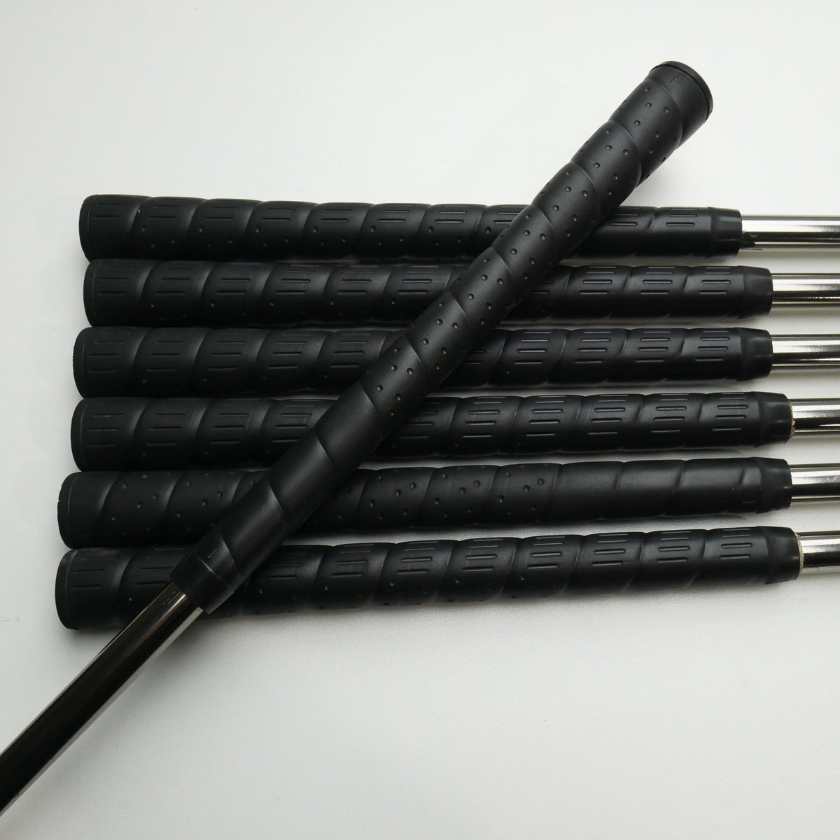 Used TaylorMade SIM Max Iron Set / 4 - PW / Regular Flex